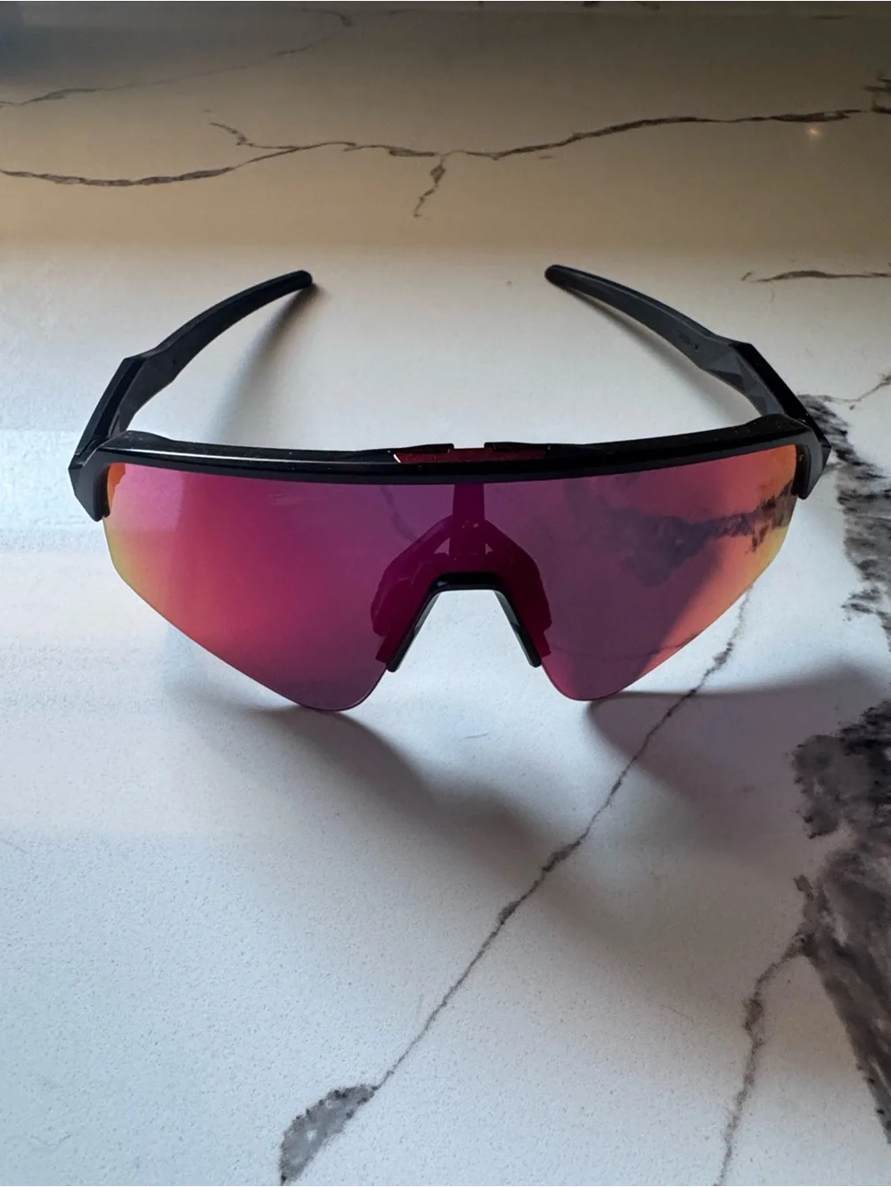 Oakley sutro lite